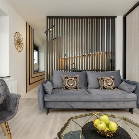 Apartport Wyjatkowe Apartamenty Z Widokiem Na Port W Gdyni By Noclegi Renters Гдыня Экстерьер фото